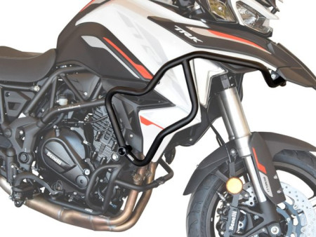 Bukócső jobb oldala Benelli TRK 702 / 702X, felső, fekete