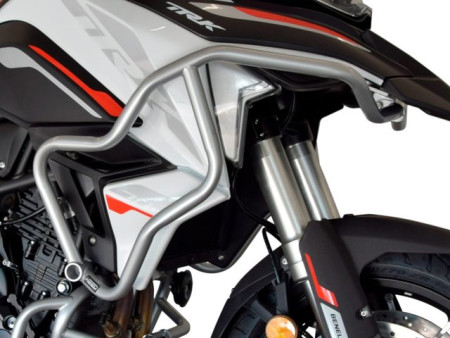 Bukócső jobb oldala Benelli TRK 702 / 702X, felső, ezüst